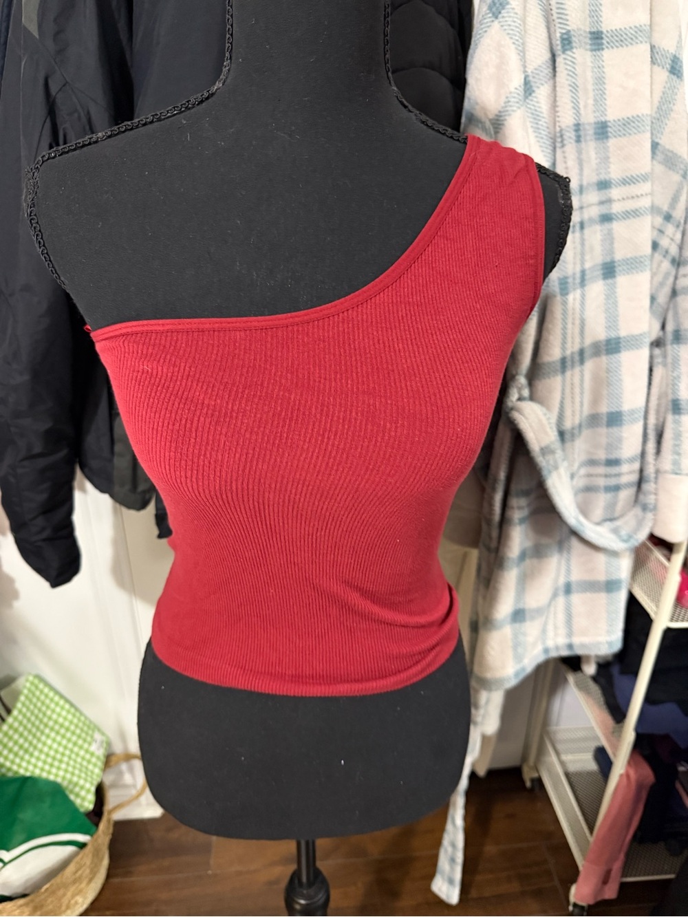Asymmetric Ribbed Tank Top - Red